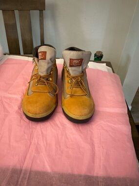 Timberland Field Boot 'Wheat' Men's Size 8 or Women’s size 10